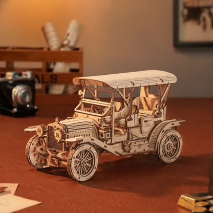 Wooden Puzzle Vintage Car (220 pcs)